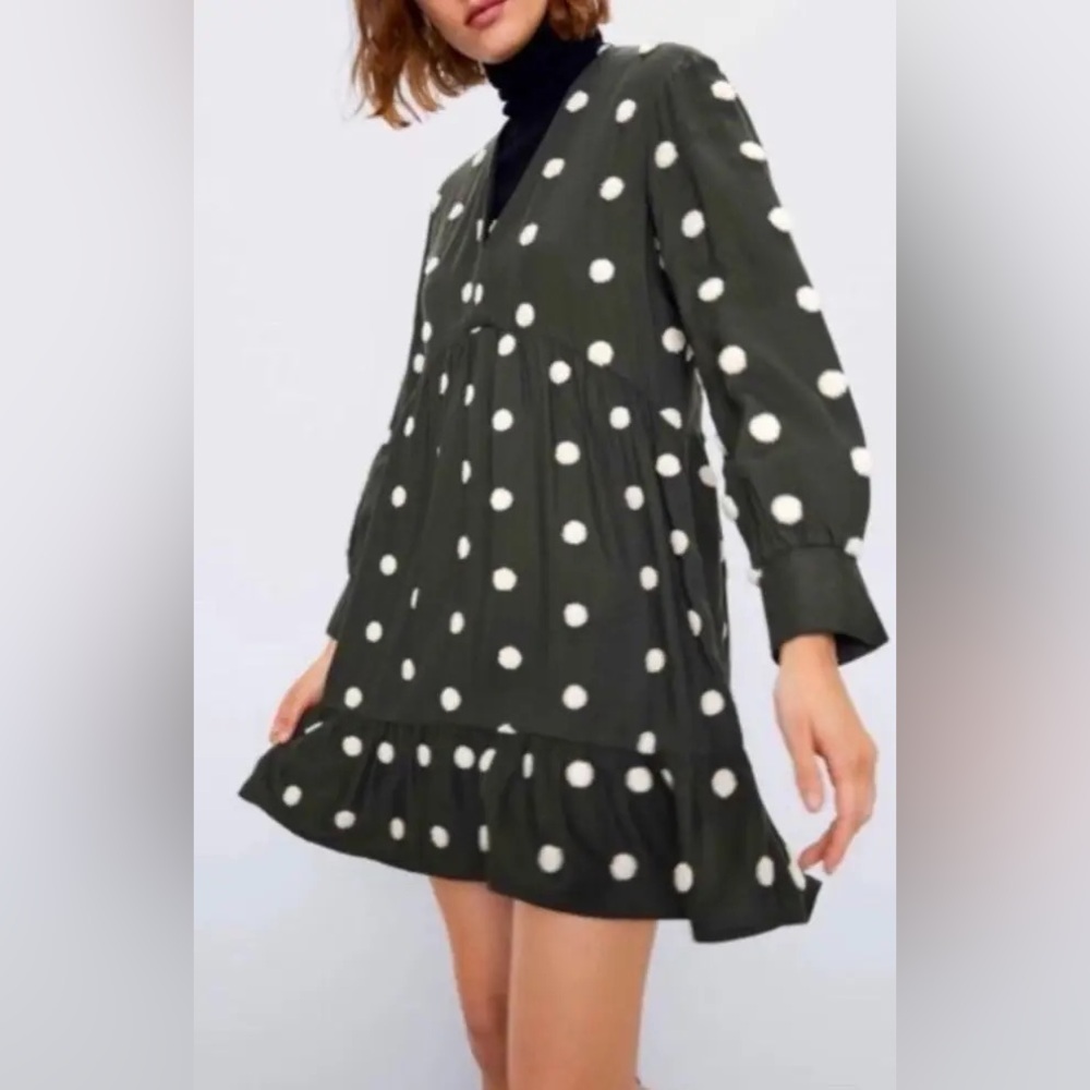 Zara Green V Neck White Pom Pom Tiered Long Sleeve Dress Size Large